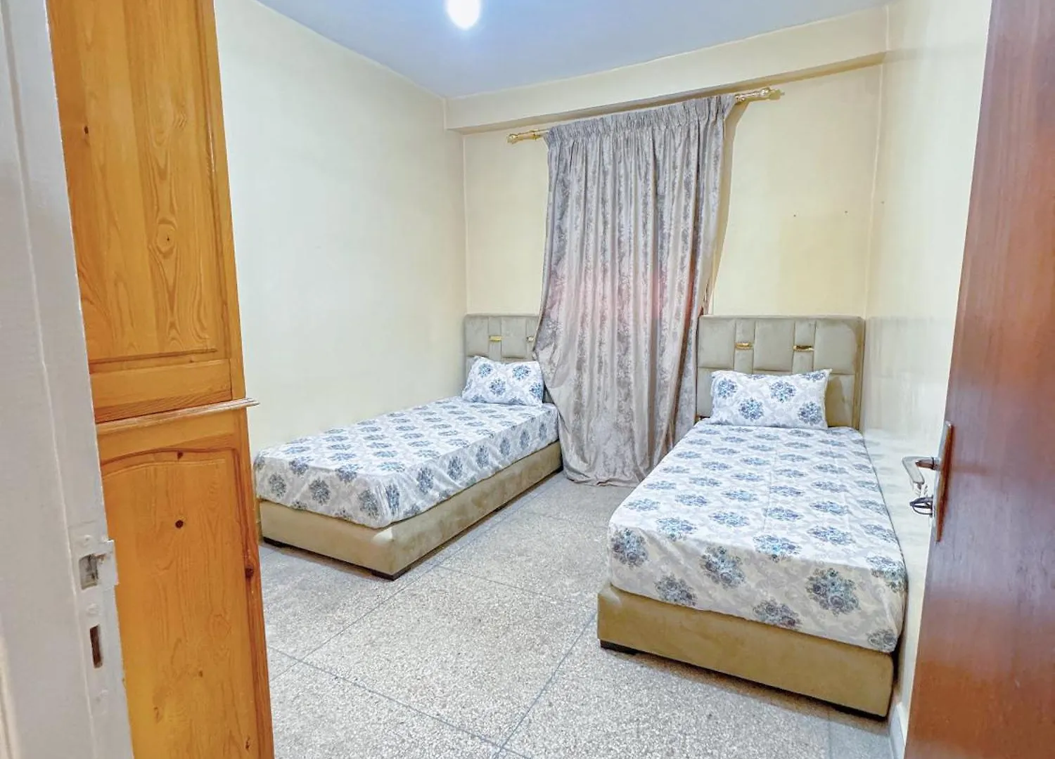 Peace & Central Stay Near Beach - High-Speed Wifi, Free Parking Agadir