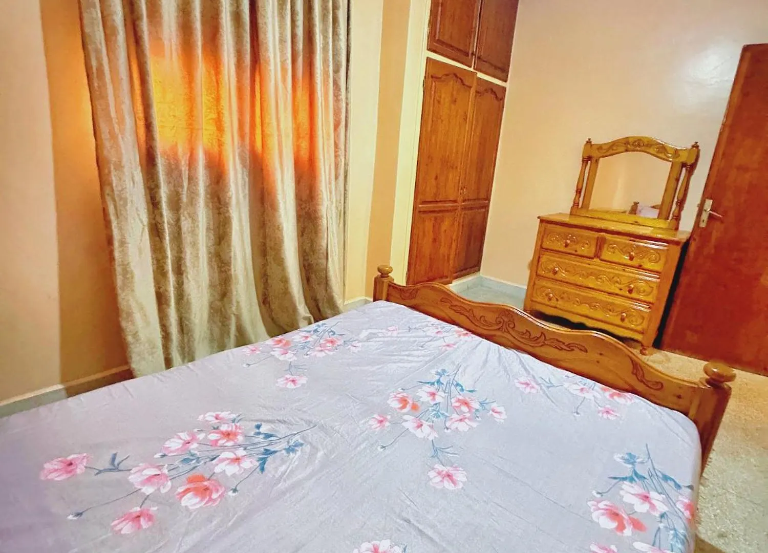 Peace & Central Stay Near Beach - High-Speed Wifi, Free Parking Agadir Apartman